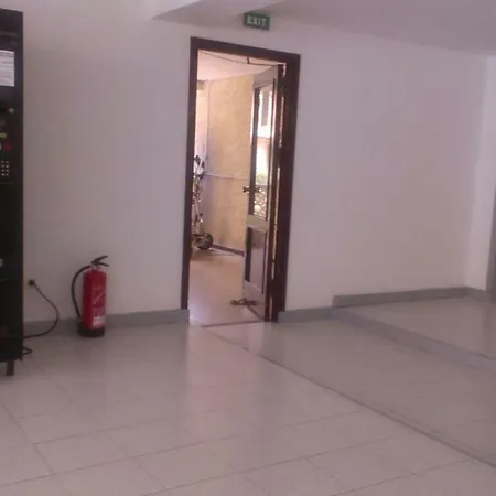 Playa Honda Apartman *